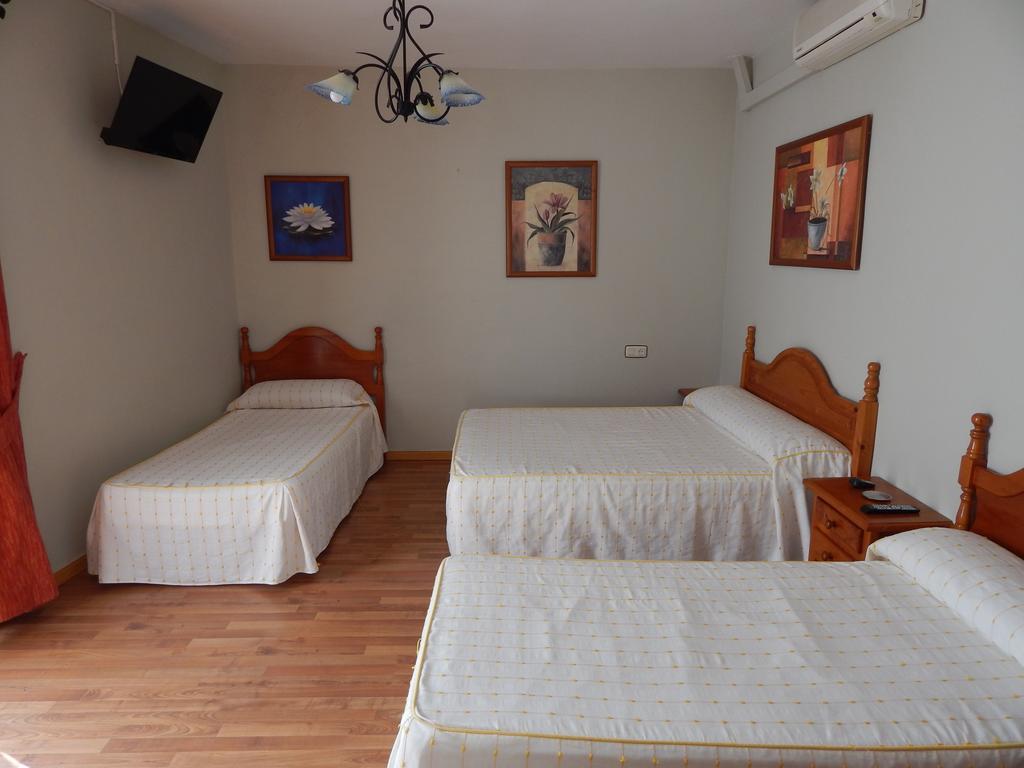 Hostal Cristina Чипиона Екстериор снимка