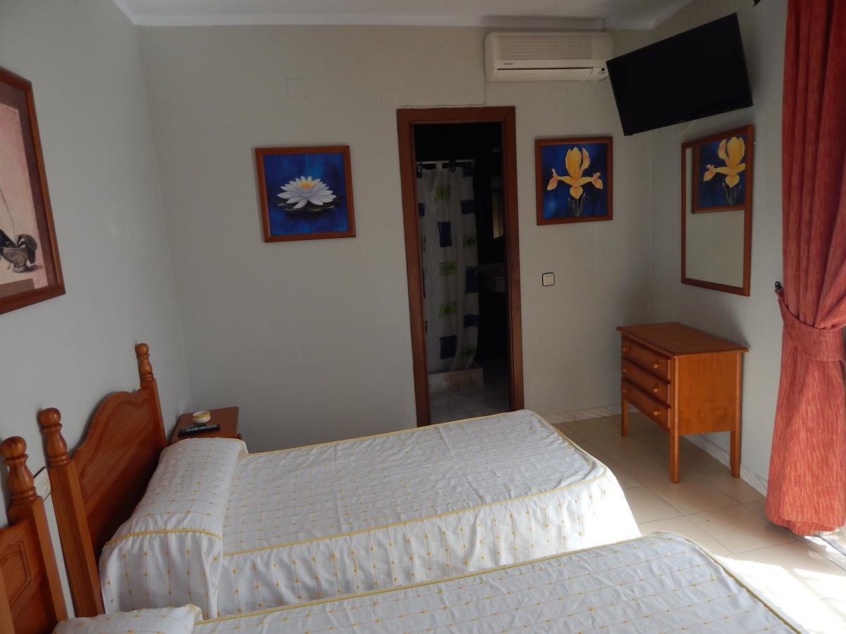 Hostal Cristina Чипиона Екстериор снимка